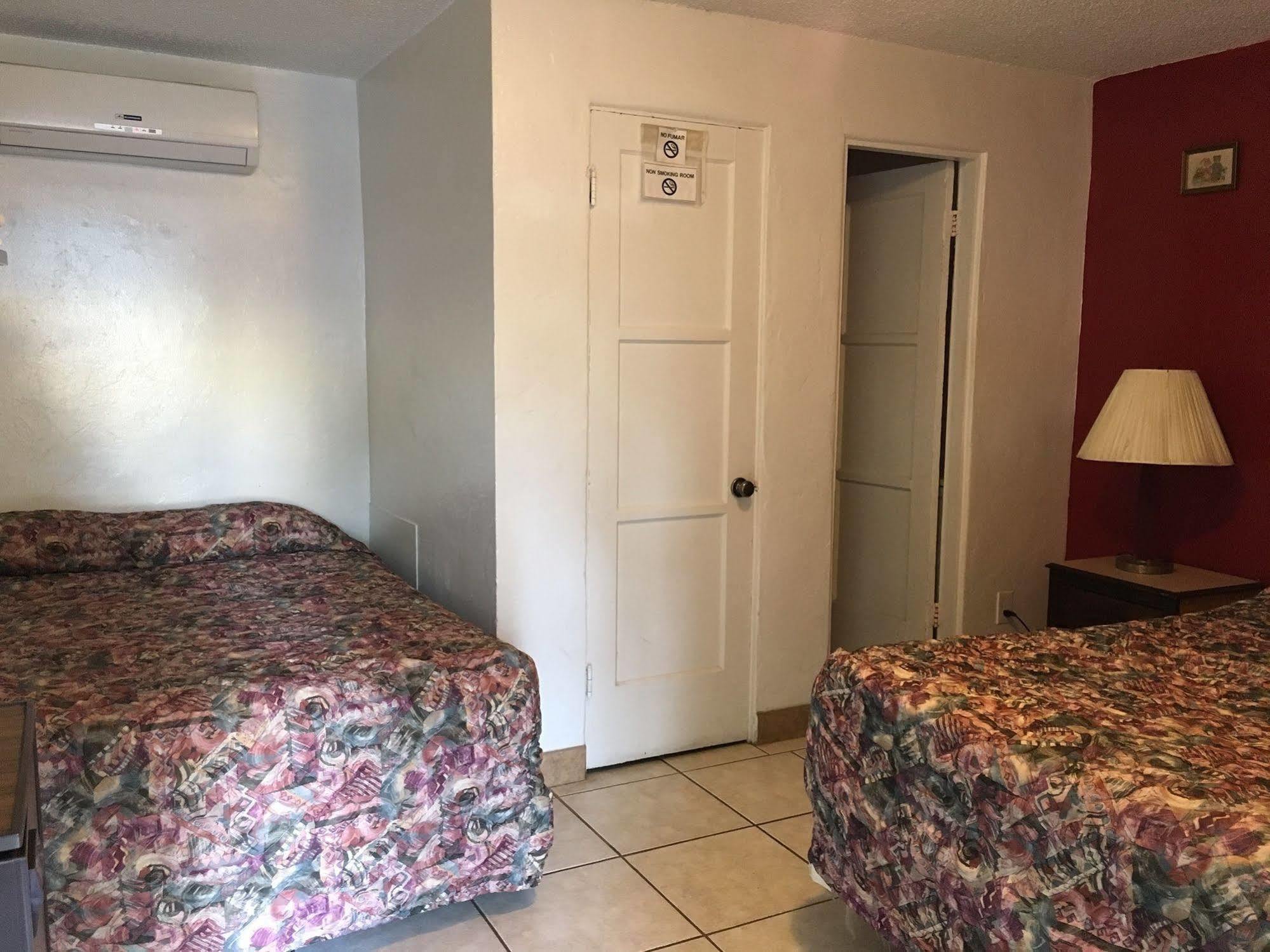 Motel San Diego Exterior photo